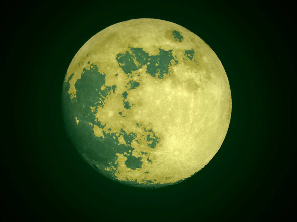 Luna verde, vista desde Córdoba. Fotografía J C Hernández